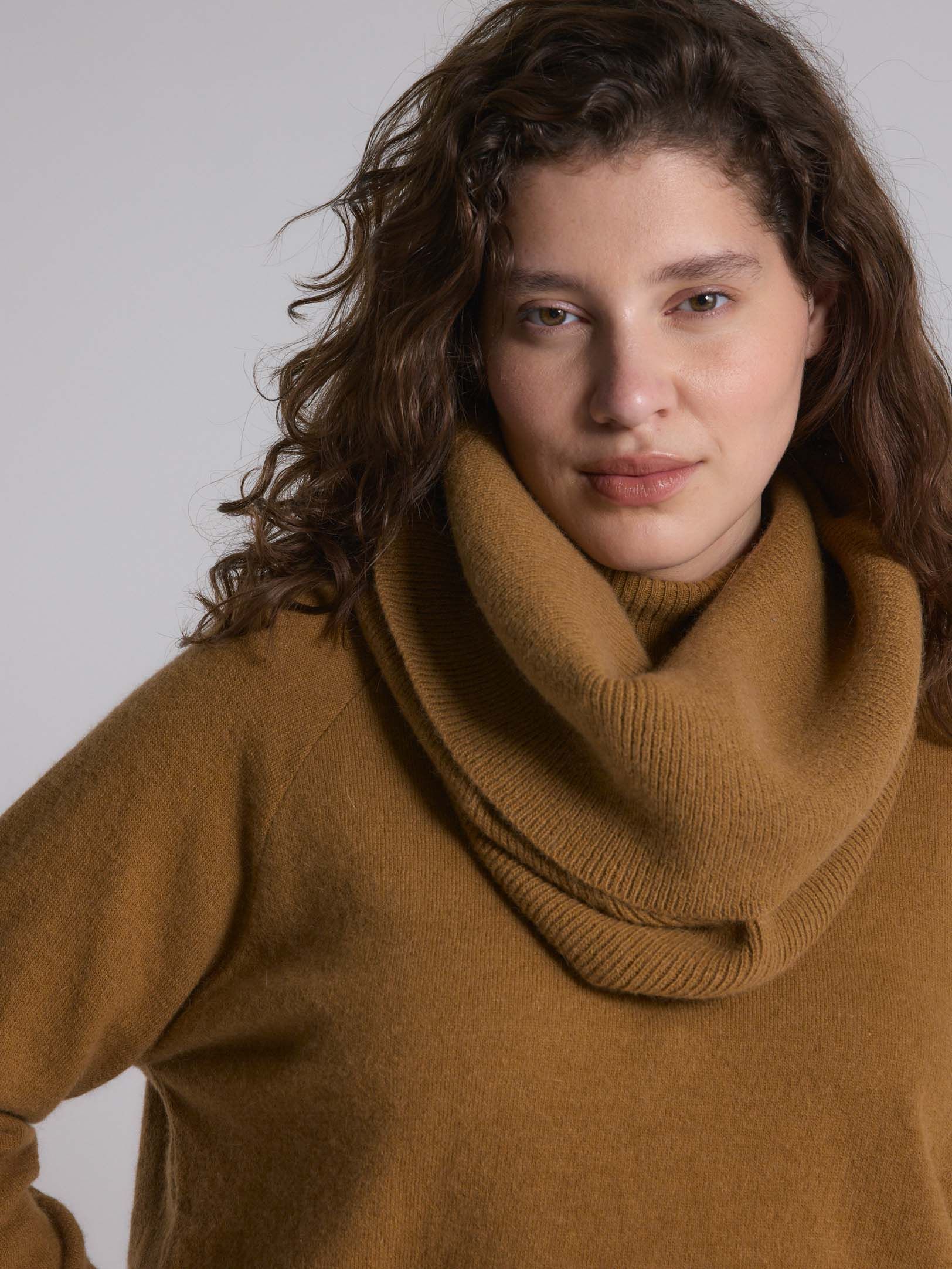 Cuello Alegra